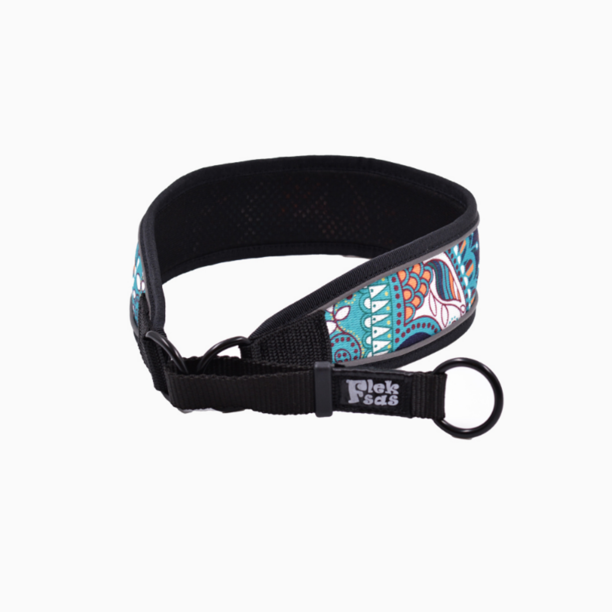 Fabric Collar with Patterns